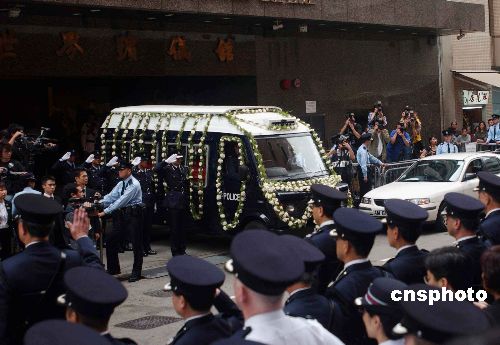 香港尖沙咀警署发生枪击案