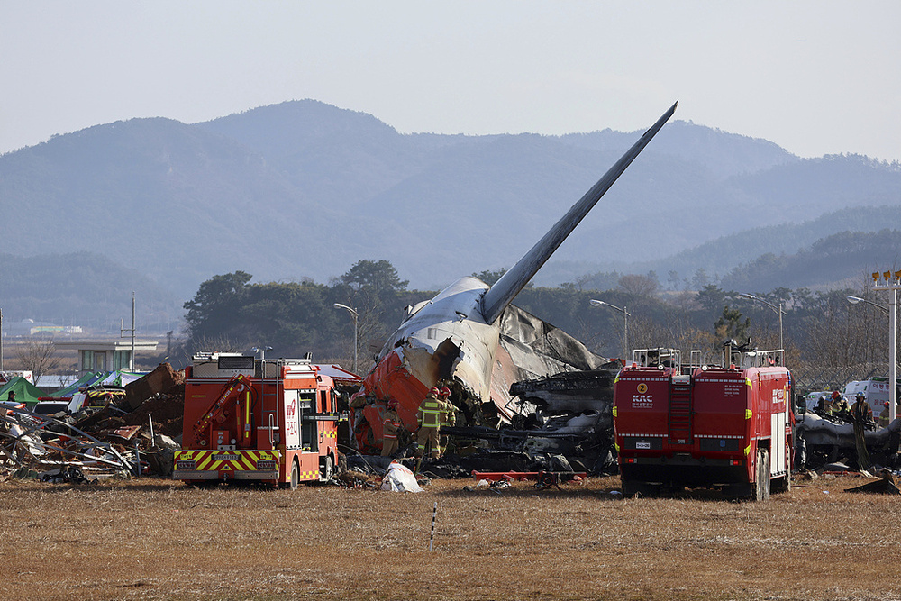 韩国客机起火已致47人死亡